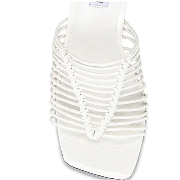 Steve Madden Heels Bonds Sandals Square Toe Slip On Womens Size 7.5 White NIB - Picture 4 of 13